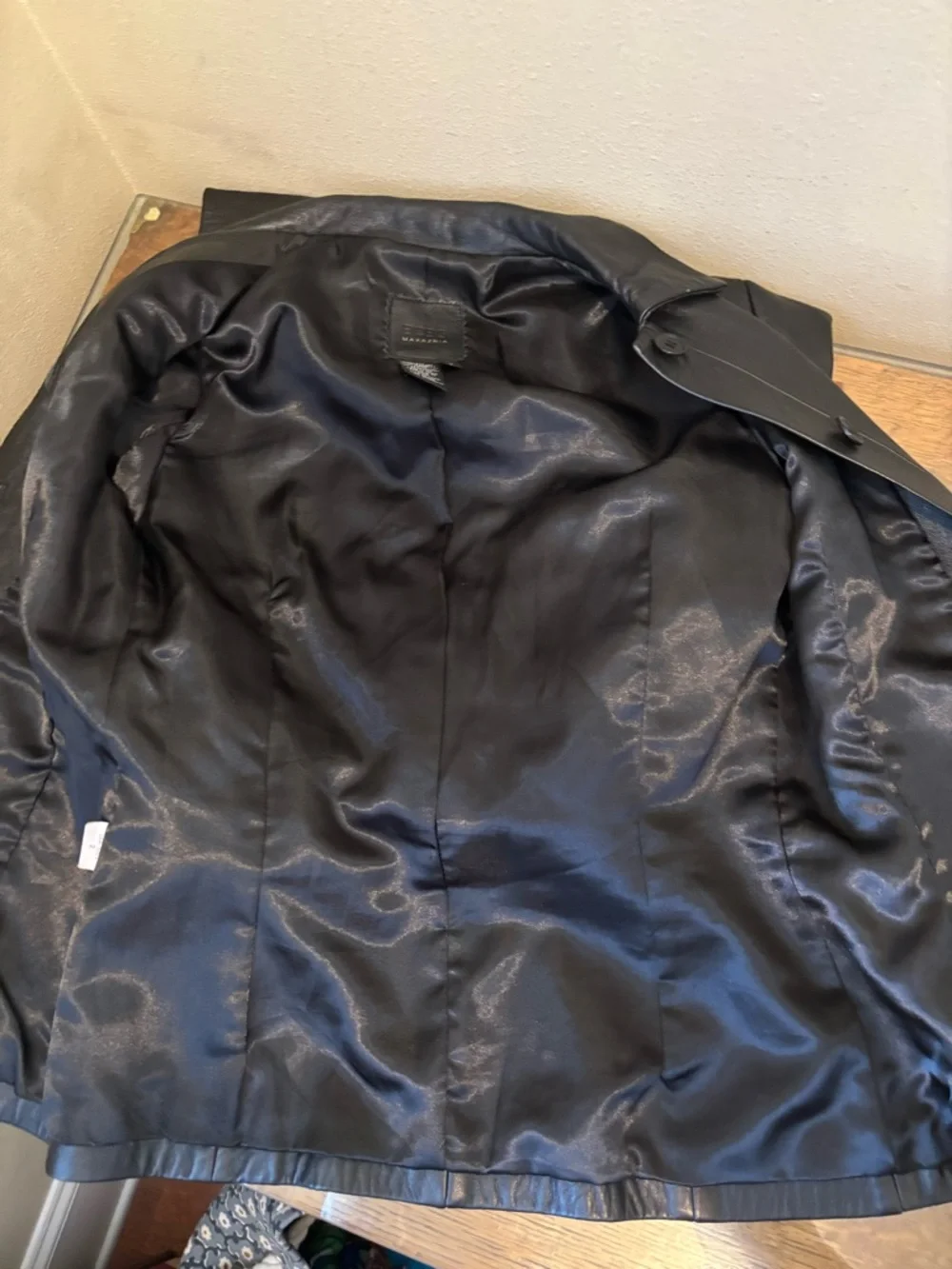 BCBGMaxAzria Black Genuine Leather Button-Front Jacket, Classic Style! Size 2